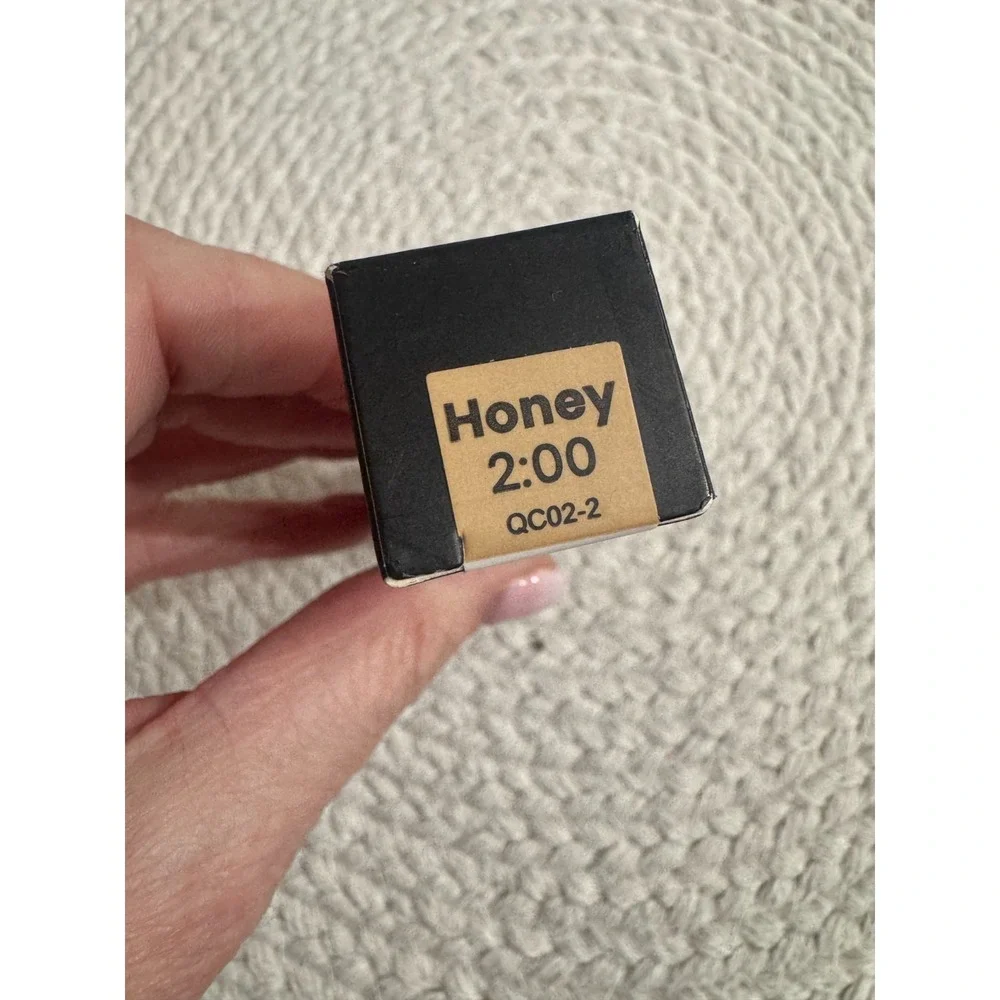 The Lip Bar Quick Conceal Concealer Honey 2:00 Brightening Vegan Makeup